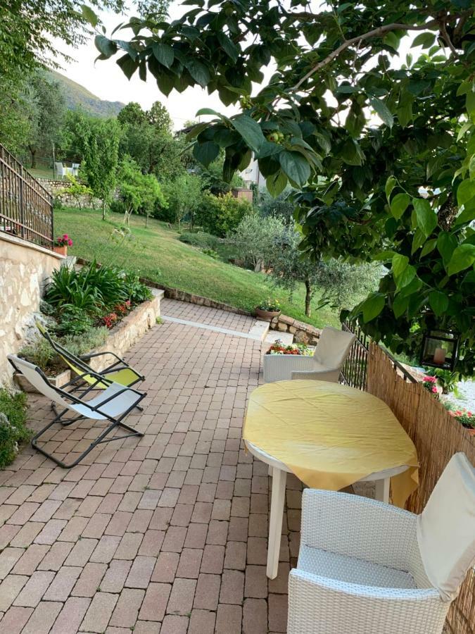 La Casa Nel Bosco Lejlighed Malcesine Eksteriør billede
