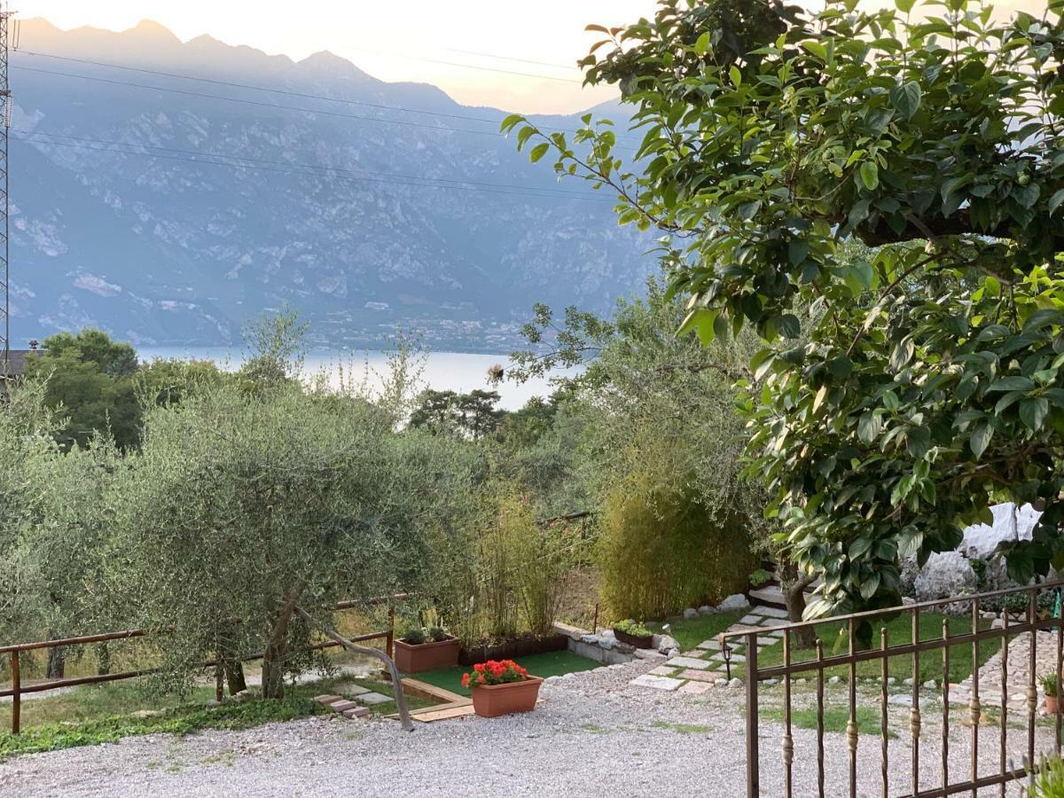 La Casa Nel Bosco Lejlighed Malcesine Eksteriør billede